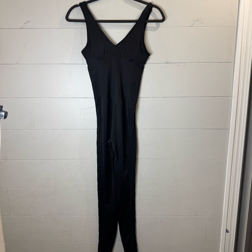 Victoria's Secret PINK NWOT Black Sleeveless Athletic Jumpsuit Size XS & Medium
